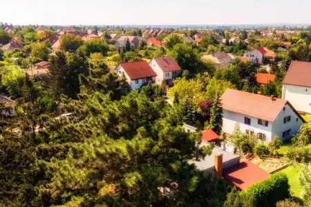 Lakóövezet, üdülőövezet, külterület és zártkert – mit is jelentenek ezek a fogalmak?