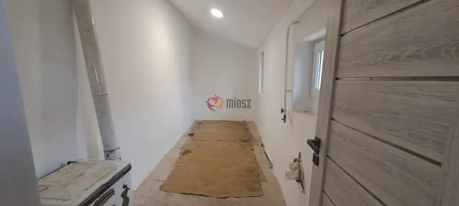 eladó családi ház, Battonya