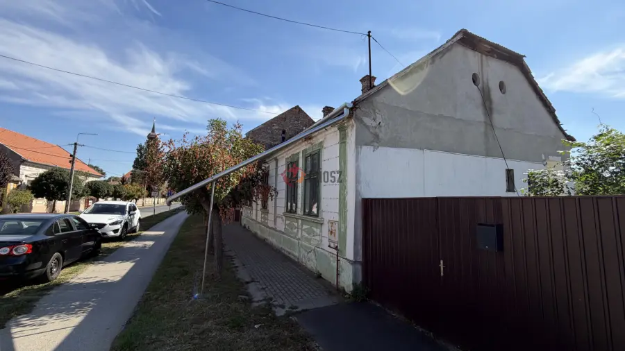 eladó családi ház, Elek