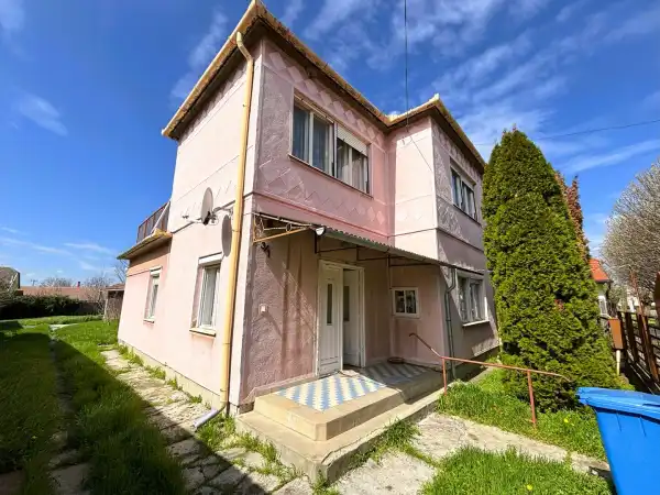 Eladó családi ház, Gyomaendrőd 3+2 szoba 128 m² 34.9 M Ft
