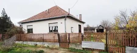 Eladó családi ház, Kötegyán 2 szoba 90 m² 9.5 M Ft