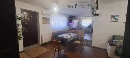 Eladó családi ház, Lőkösháza 5 szoba 240 m² 18 M Ft