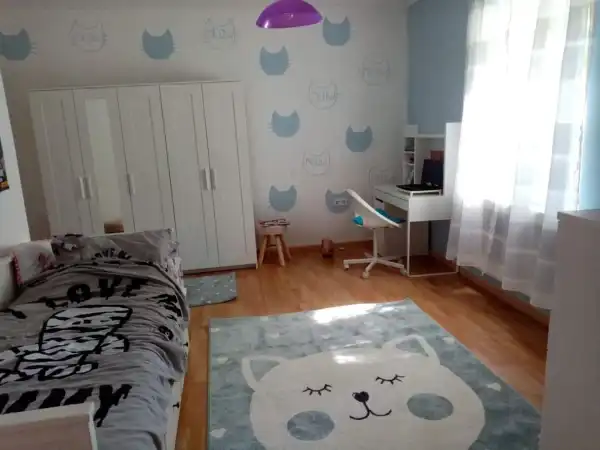 Eladó családi ház, Mezőberény 5 szoba 200 m² 27.9 M Ft