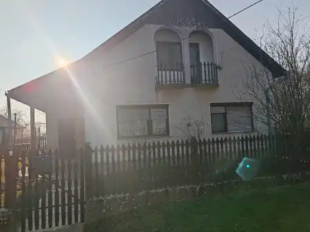 Eladó családi ház, Nagybánhegyes 4 szoba 143 m² 20 M Ft