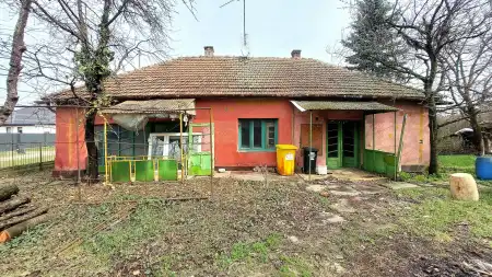 Eladó családi ház, Sarkad 2 szoba 80 m² 4.9 M Ft