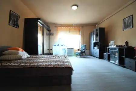 Eladó családi ház, Sarkad 5 szoba 170 m² 11.7 M Ft