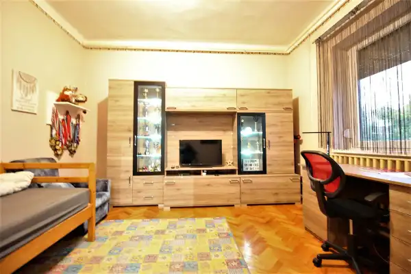 Eladó családi ház, Sarkad 2+1 szoba 70 m² 14.9 M Ft