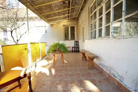 Eladó családi ház, Sarkad 2 szoba 90 m² 7.5 M Ft
