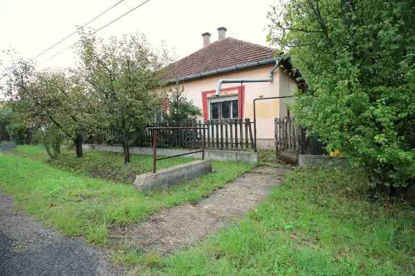 Eladó családi ház, Sarkad 2 szoba 60 m² 13.9 M Ft