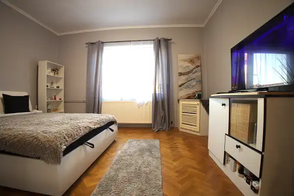 Eladó családi ház, Sarkad 2 szoba 65 m² 26 M Ft