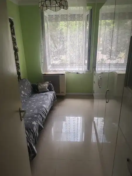 Eladó panellakás, Békéscsaba 1+1 szoba 40 m² 29.9 M Ft