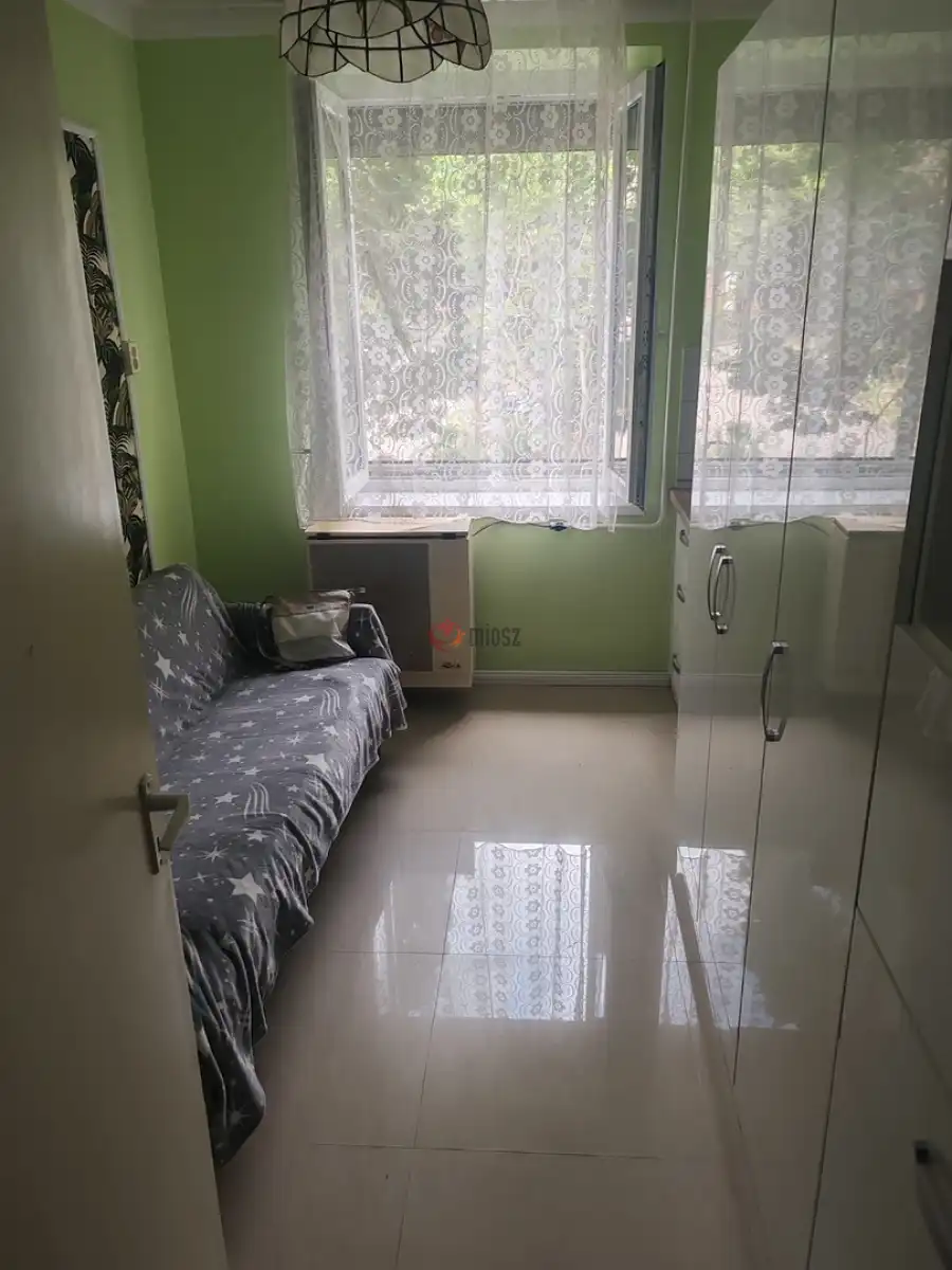 eladó panellakás, Békéscsaba