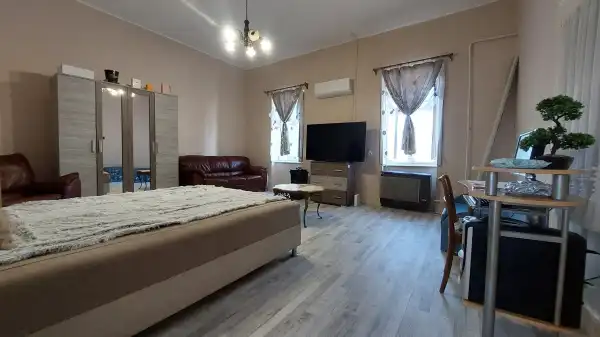Eladó téglalakás, Sarkad 2 szoba 90 m² 16.9 M Ft